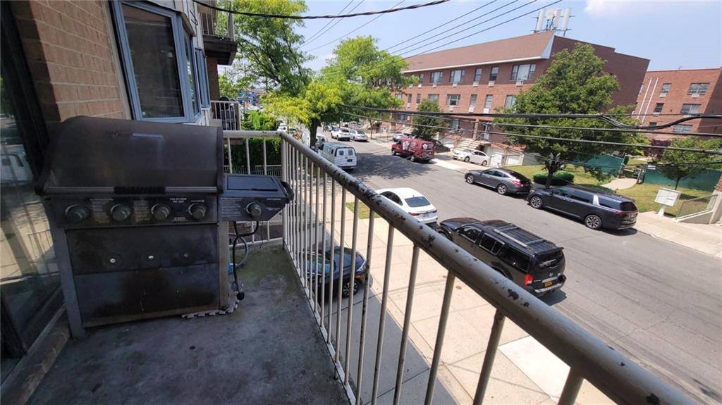 1072 East 73rd ST #3C, Brooklyn, NY 11234
