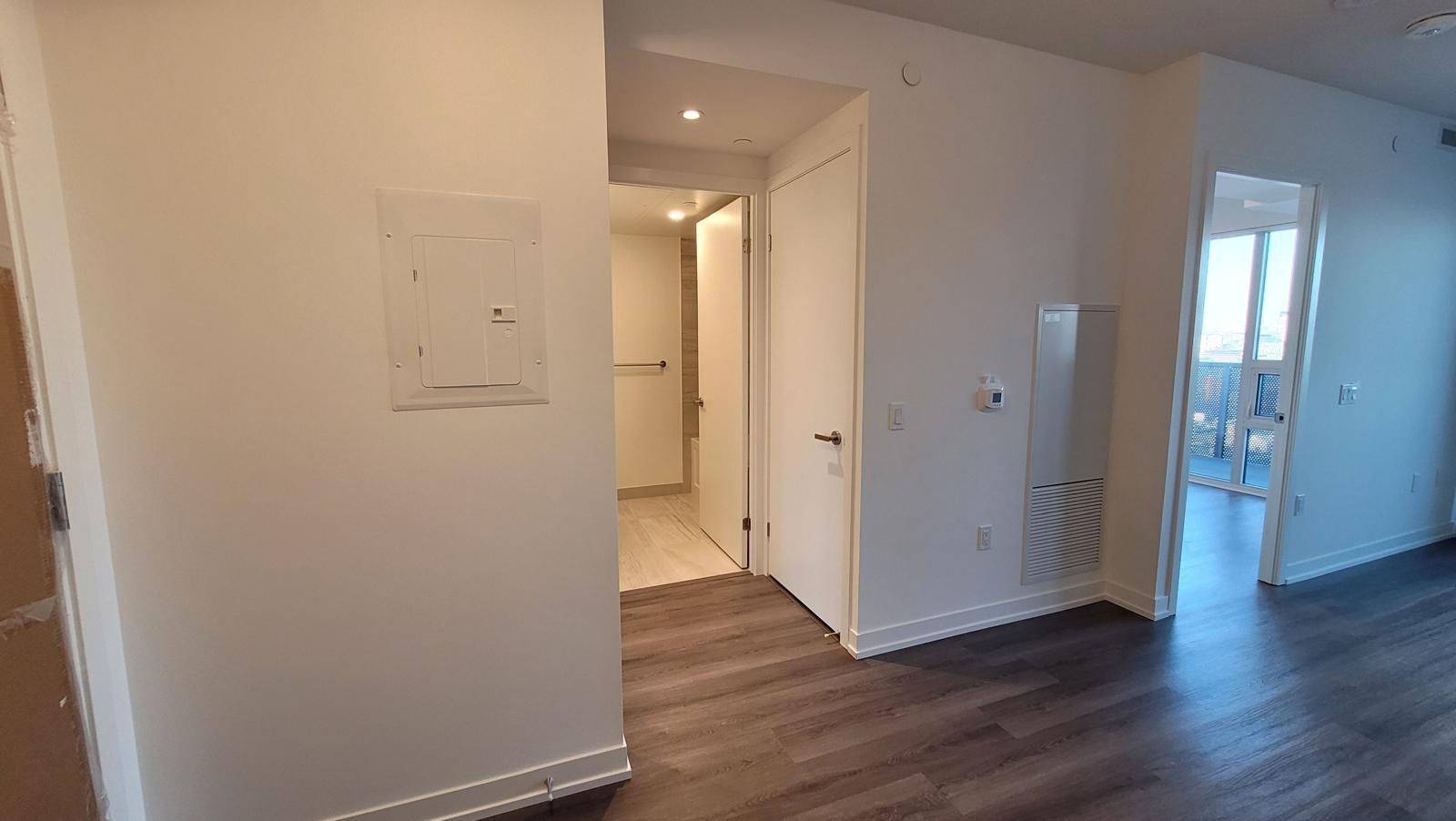 138 Downes ST #1905, Toronto C08, ON M5E 0E4