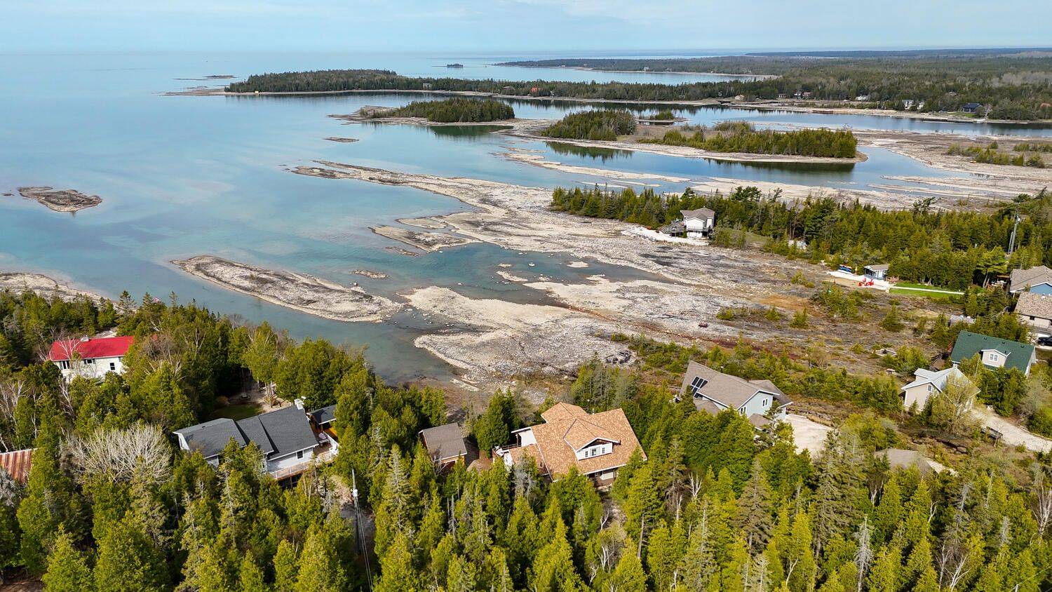 205 Eagle RD, Northern Bruce Peninsula, ON N0H 2R0