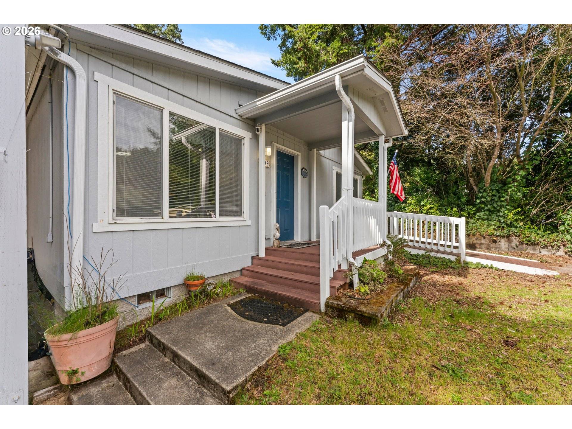 1600 RHODODENDRON DR #309, Florence, OR 97439