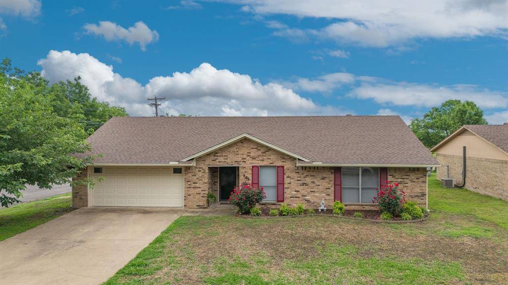 801 Cleveland, Greenville, TX 75401