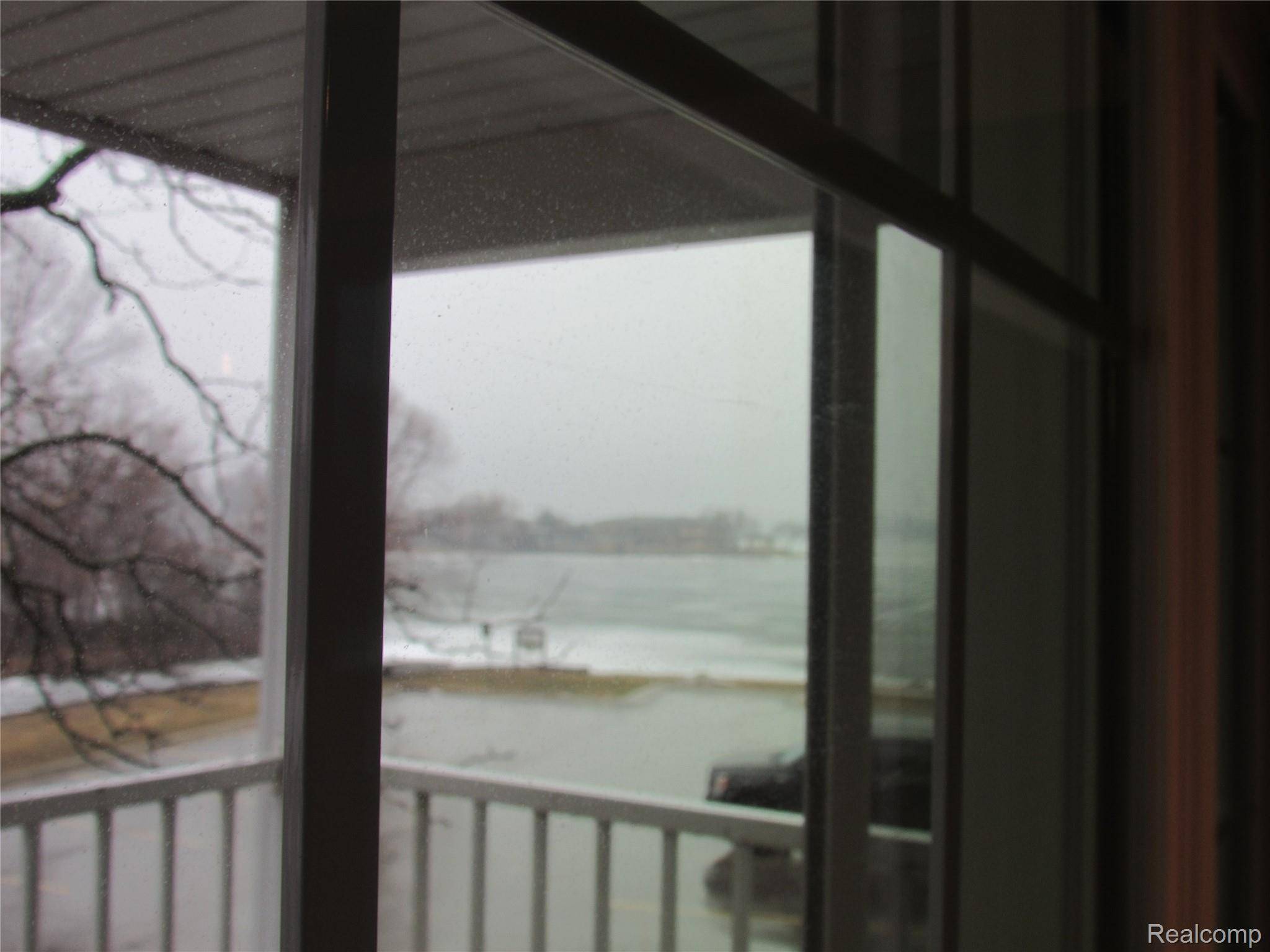 3565 S Port Cove DR #63, Waterfordchartertownship_oakland, MI 48328