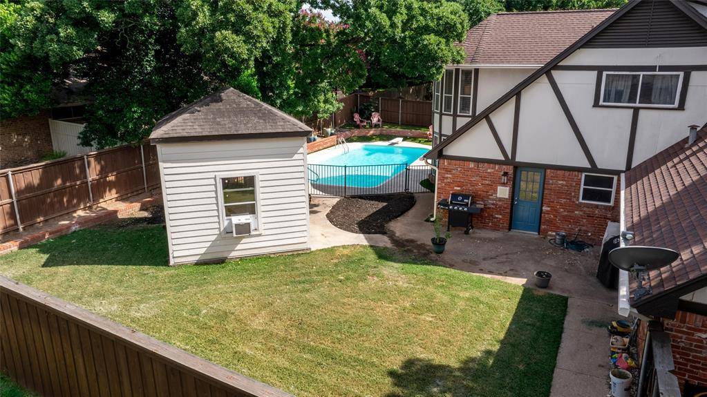 2119 Prestonwood Drive, Arlington, TX 76012