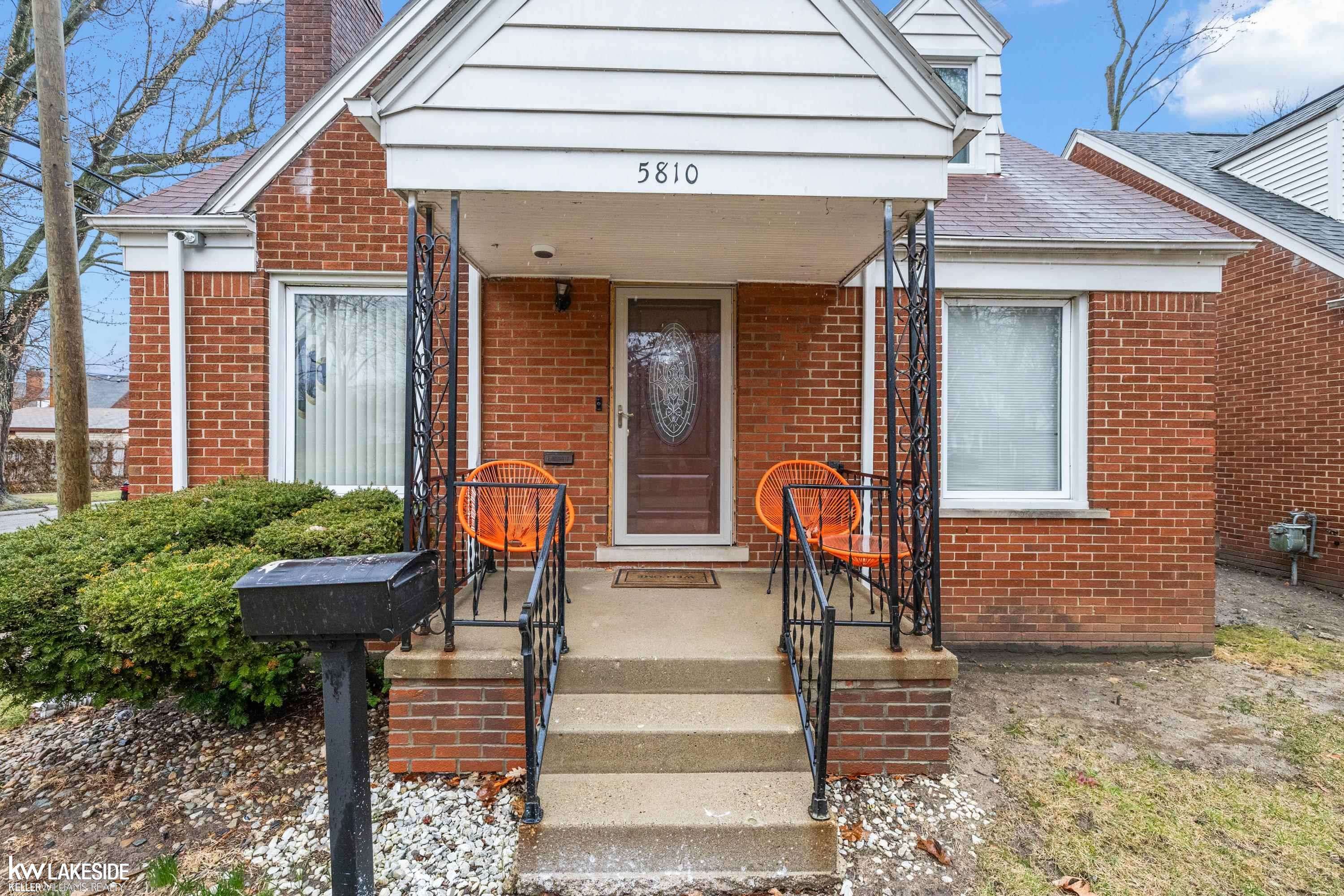 5810 Yorkshire DR, Detroit, MI 48224