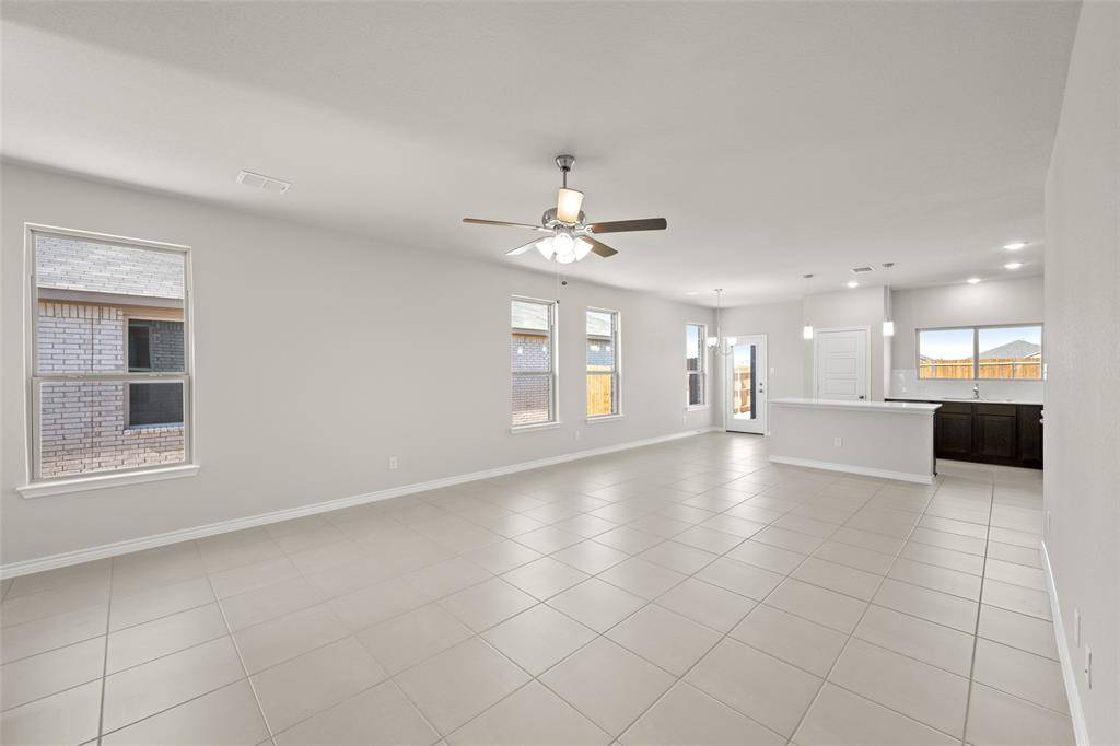 1902 Cheyenne Drive, Cleburne, TX 76033
