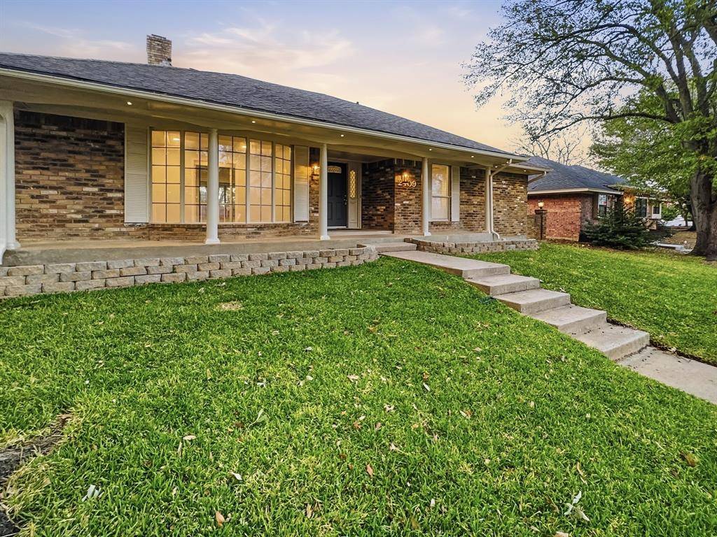 2409 Castle Street, Irving, TX 75038