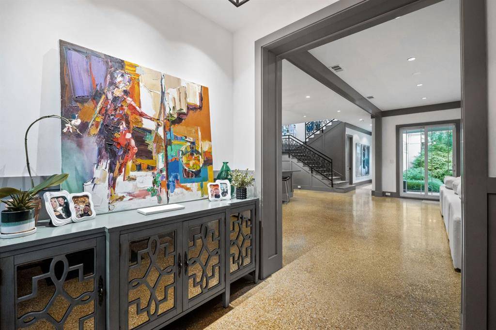 2014 Lakeland Drive, Dallas, TX 75218