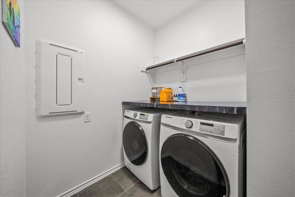 1908 Twisted Tree Lane, Mesquite, TX 75181