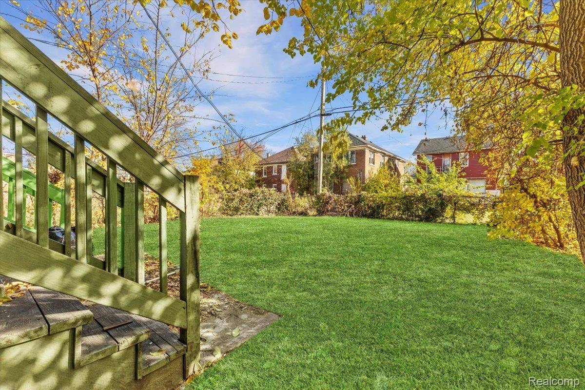 2463 Ford ST, Detroit, MI 48238