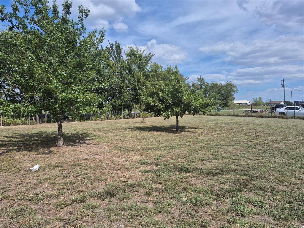 4021 County Road 4805, Ladonia, TX 75449