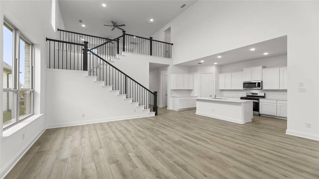 3809 Paradise Way, Sherman, TX 75090