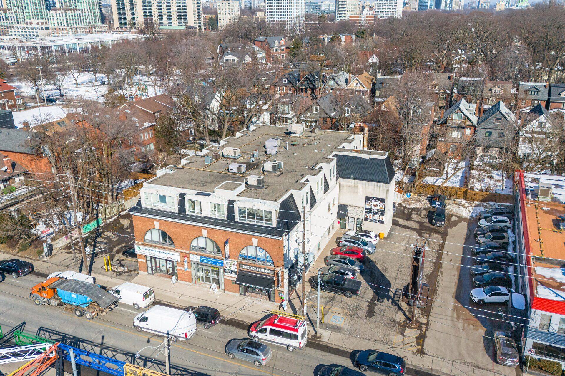 1415 Bathurst ST, Toronto C02, ON M5R 3H8