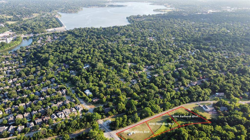 8040 Barbaree Boulevard, Dallas, TX 75228