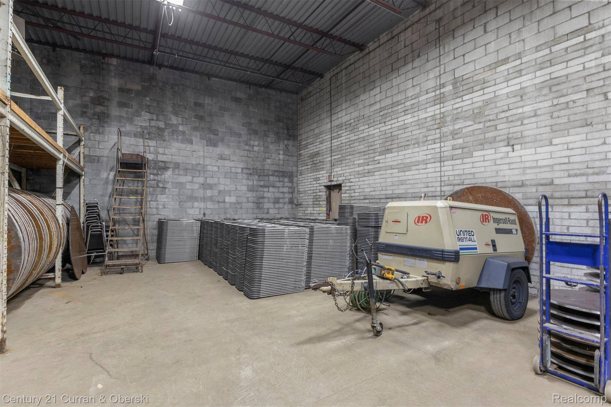 24134 W Warren ST, Dearborn Heights, MI 48127