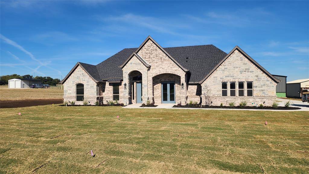 1017 Paradise Parkway, Poolville, TX 76487