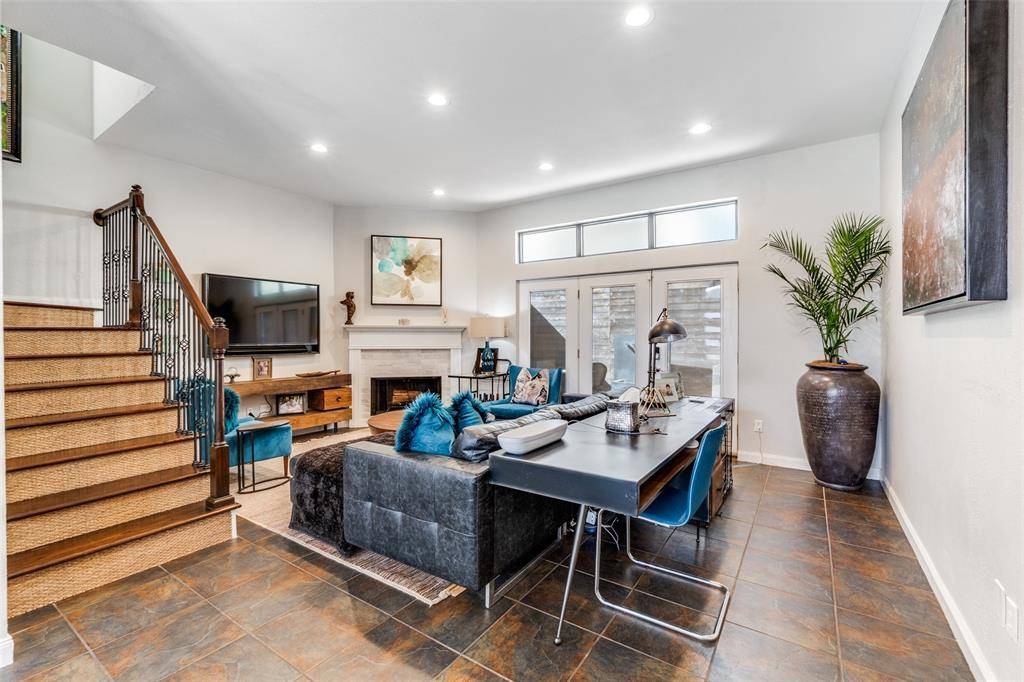 4126 Avondale Avenue #D, Dallas, TX 75219