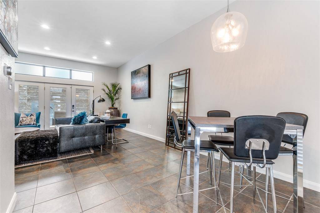 4126 Avondale Avenue #D, Dallas, TX 75219