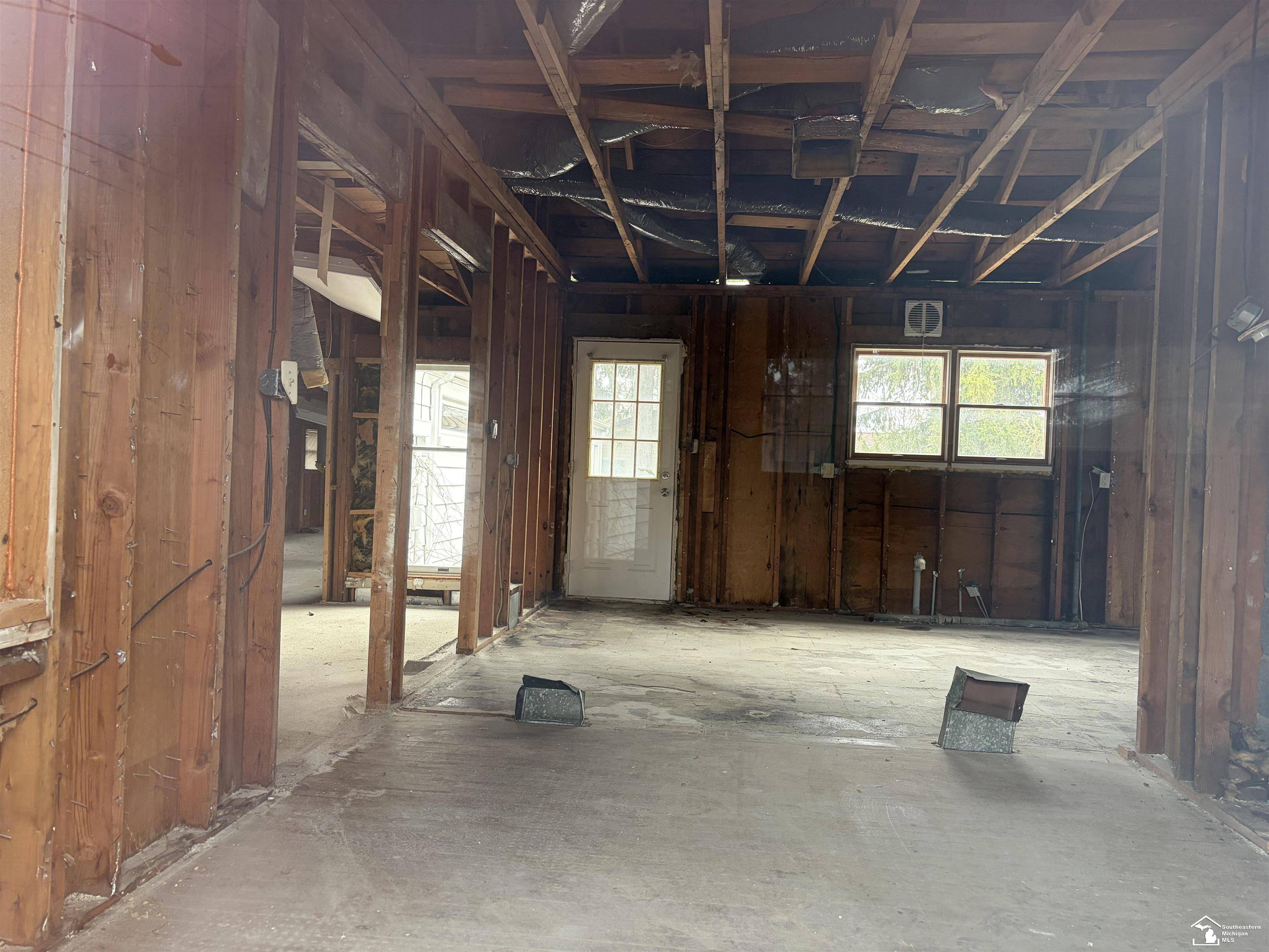 1492 N Monroe ST, Frenchtown Twp, MI 48162