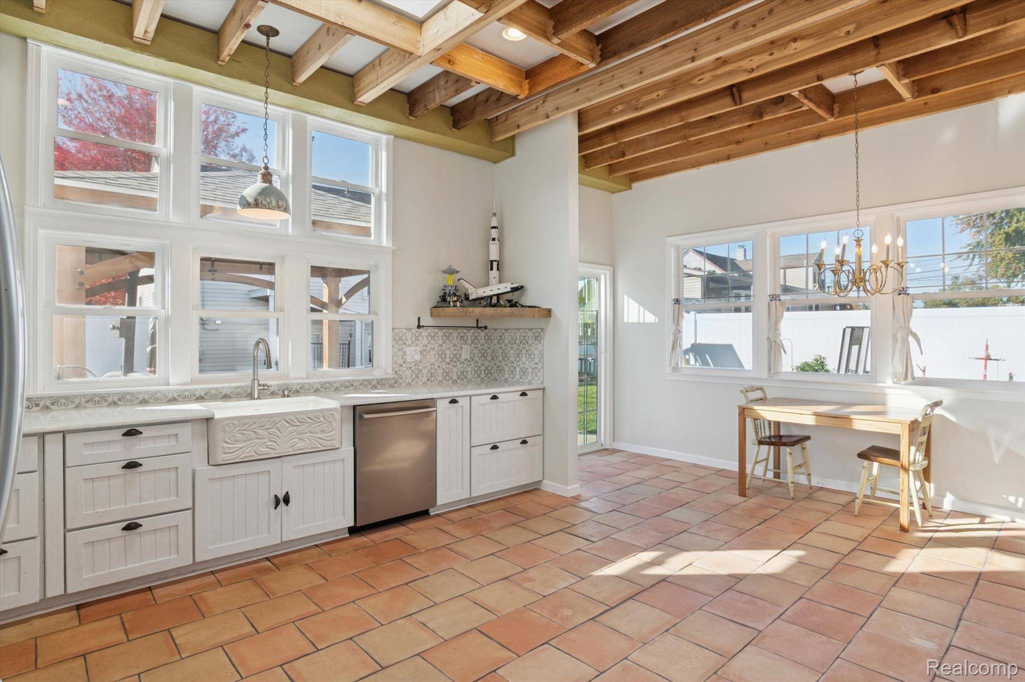 129 South ST, Belleville, MI 48111