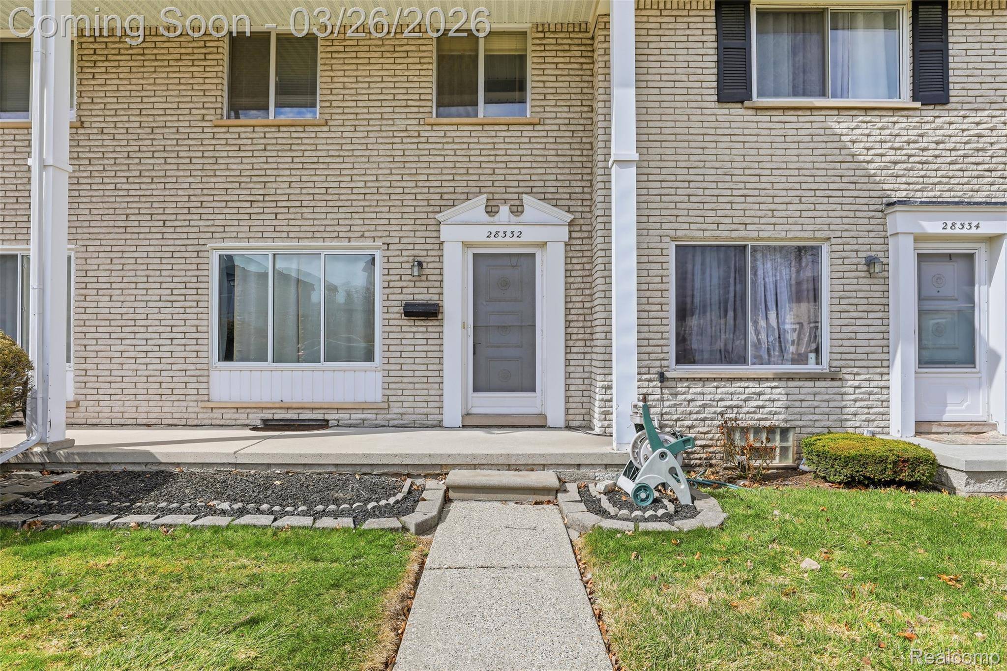 28332 Universal DR #148, Warren, MI 48092