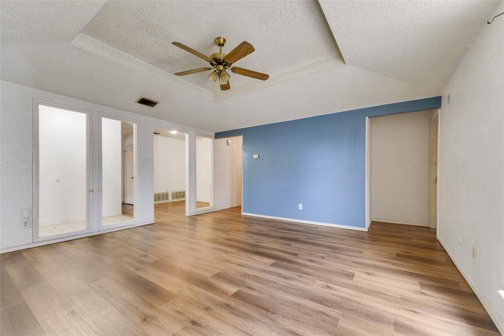 2523 Beverly Hills Lane, Mesquite, TX 75150