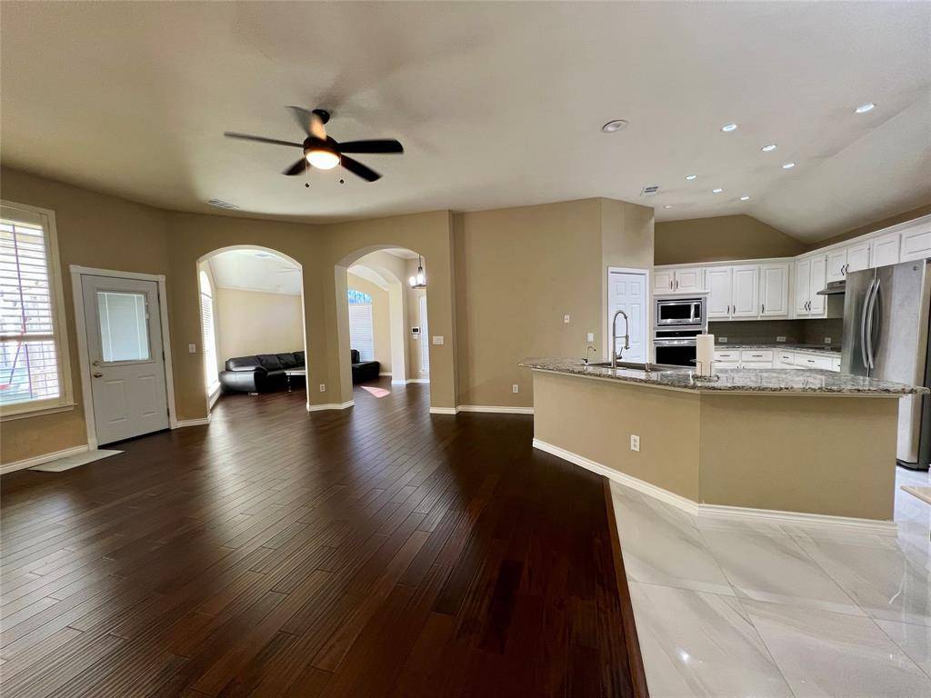 18736 Gibbons Drive, Dallas, TX 75287