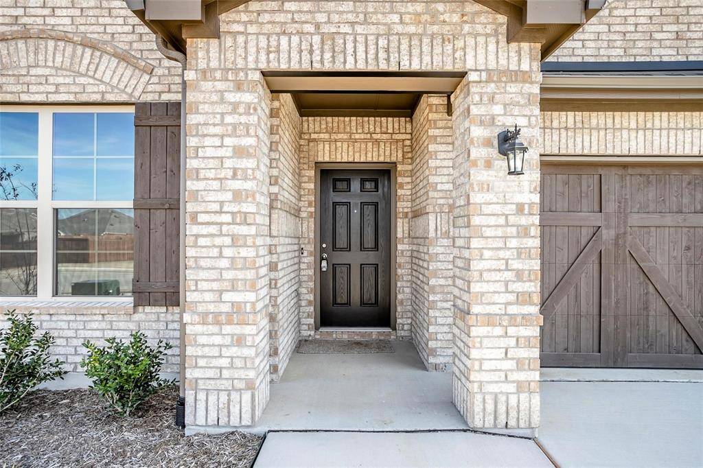 4713 London Avenue, Aubrey, TX 76227
