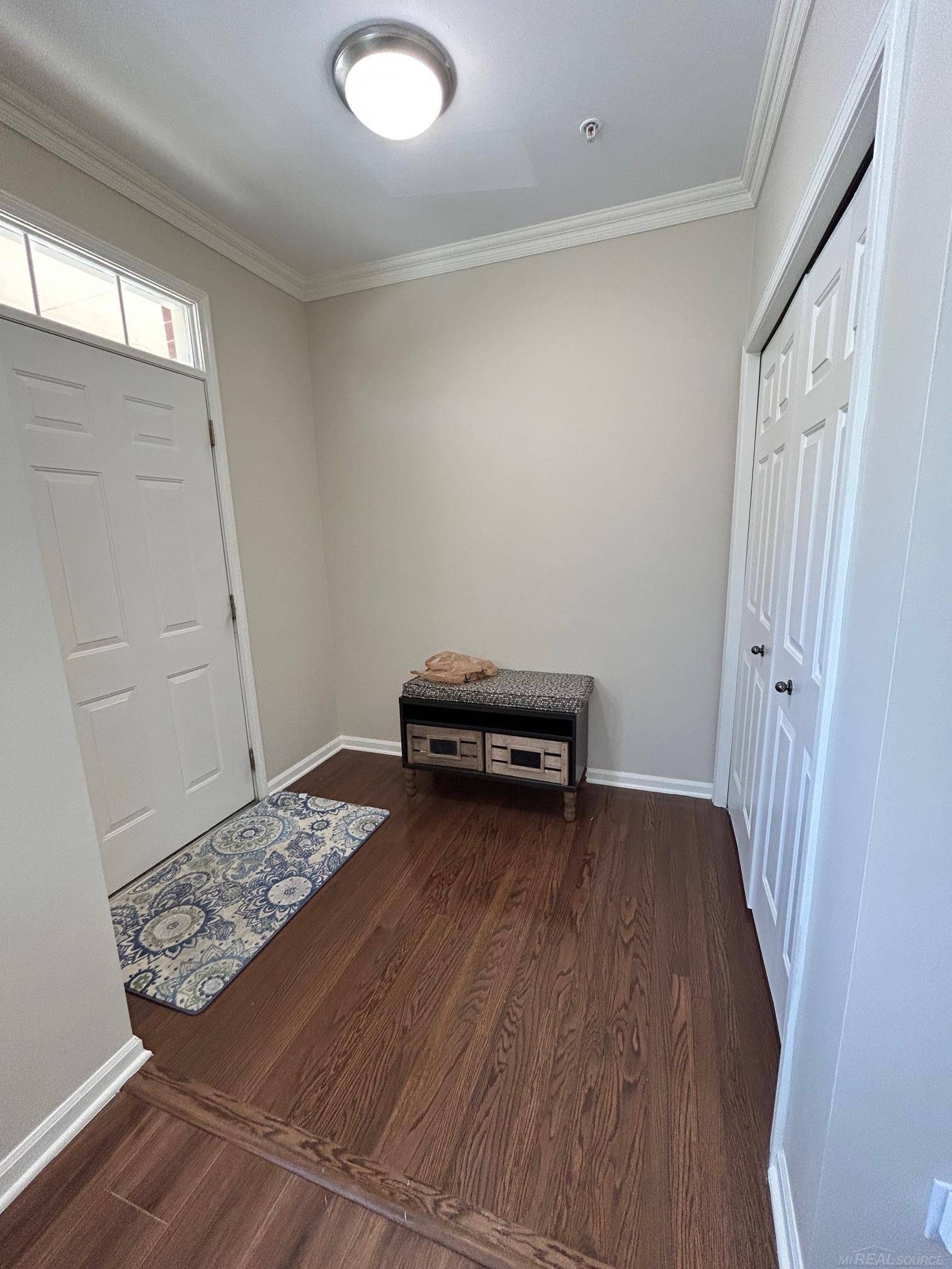 3135 camden DR, Troy, MI 48084