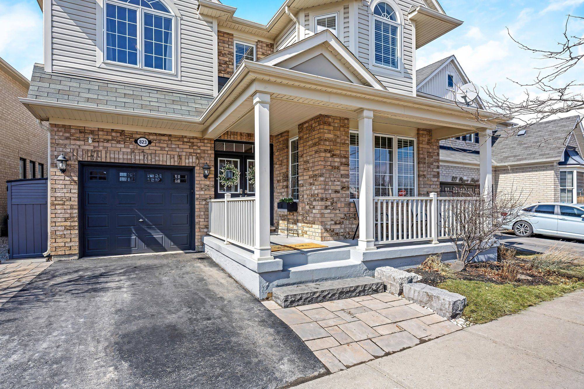 823 Biggar HTS, Milton, ON L9T 0G7