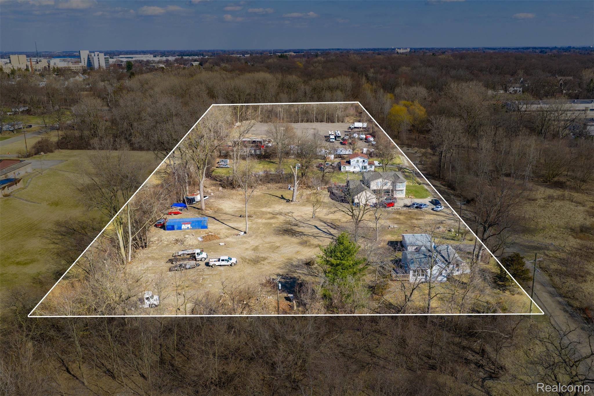 350 Fremont ST, Bloomfield Hills, MI 48302