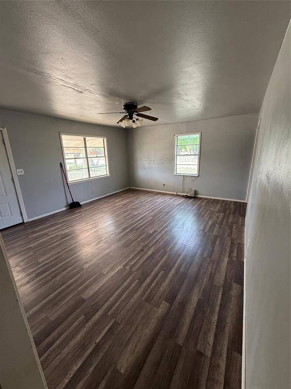701 Perry, Santa Anna, TX 76878