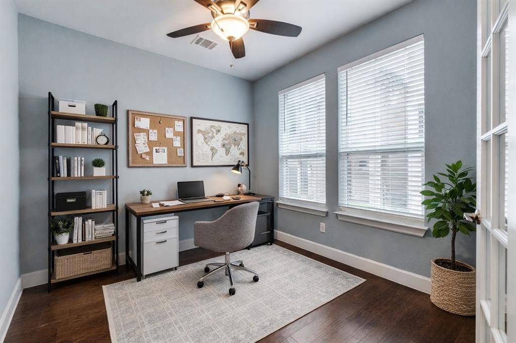 8233 Laflin Lane, Dallas, TX 75231