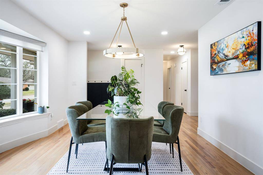 6833 Winchester Street, Dallas, TX 75231