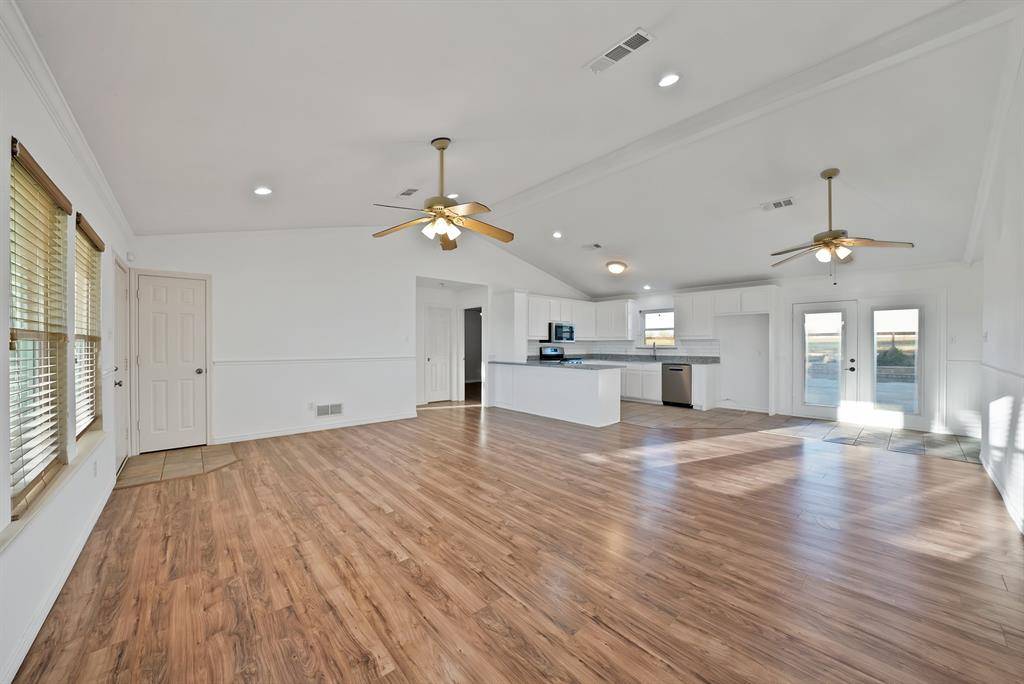 109 Pioneer Court, Waxahachie, TX 75167