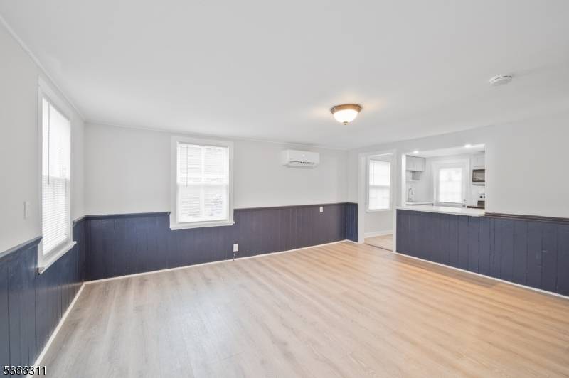 21 First St, Califon Boro, NJ 07830