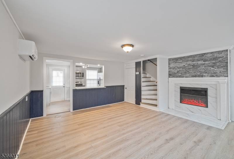 21 First St, Califon Boro, NJ 07830