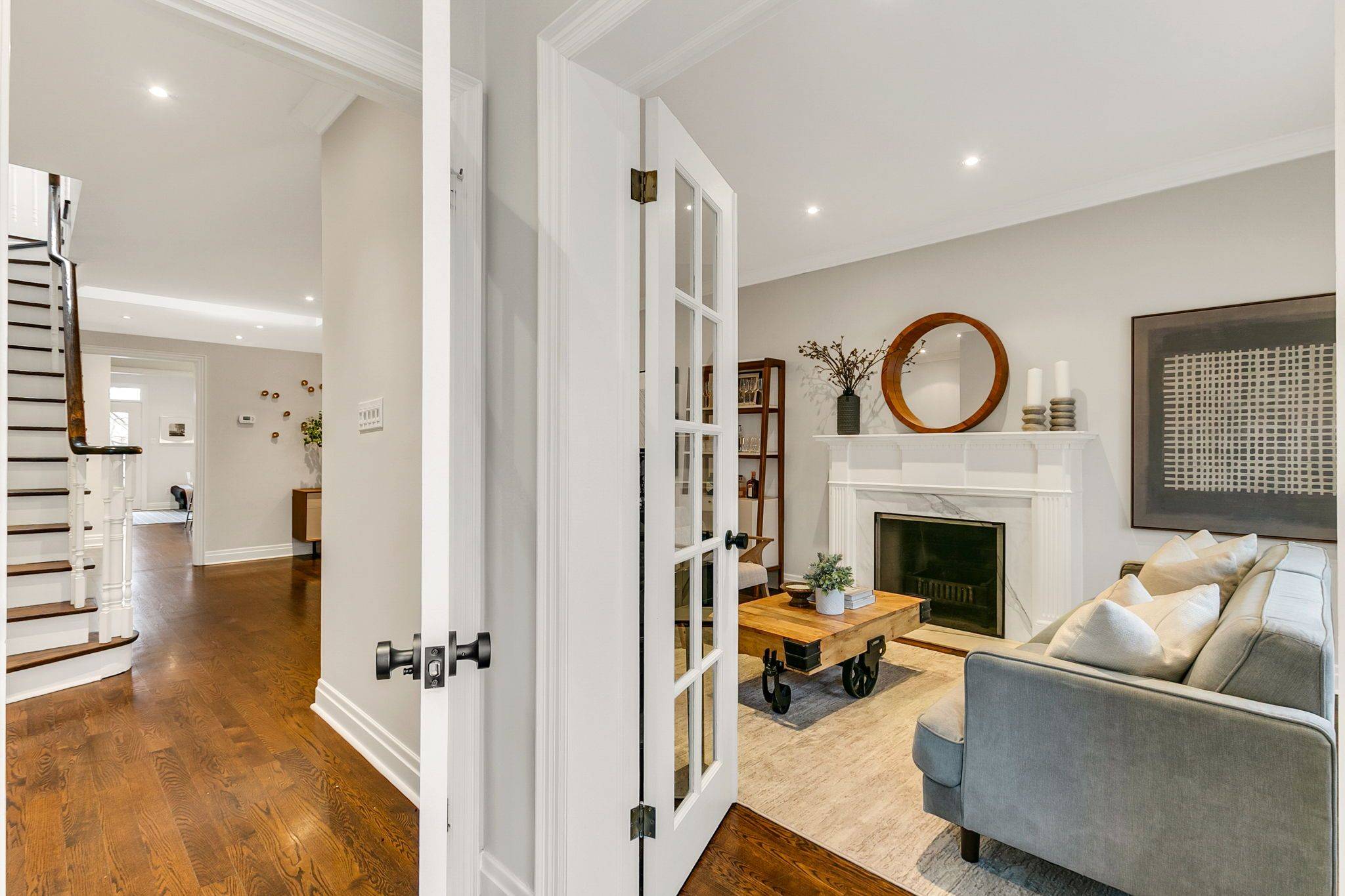 298 Erskine AVE, Toronto C10, ON M4P 1Z4