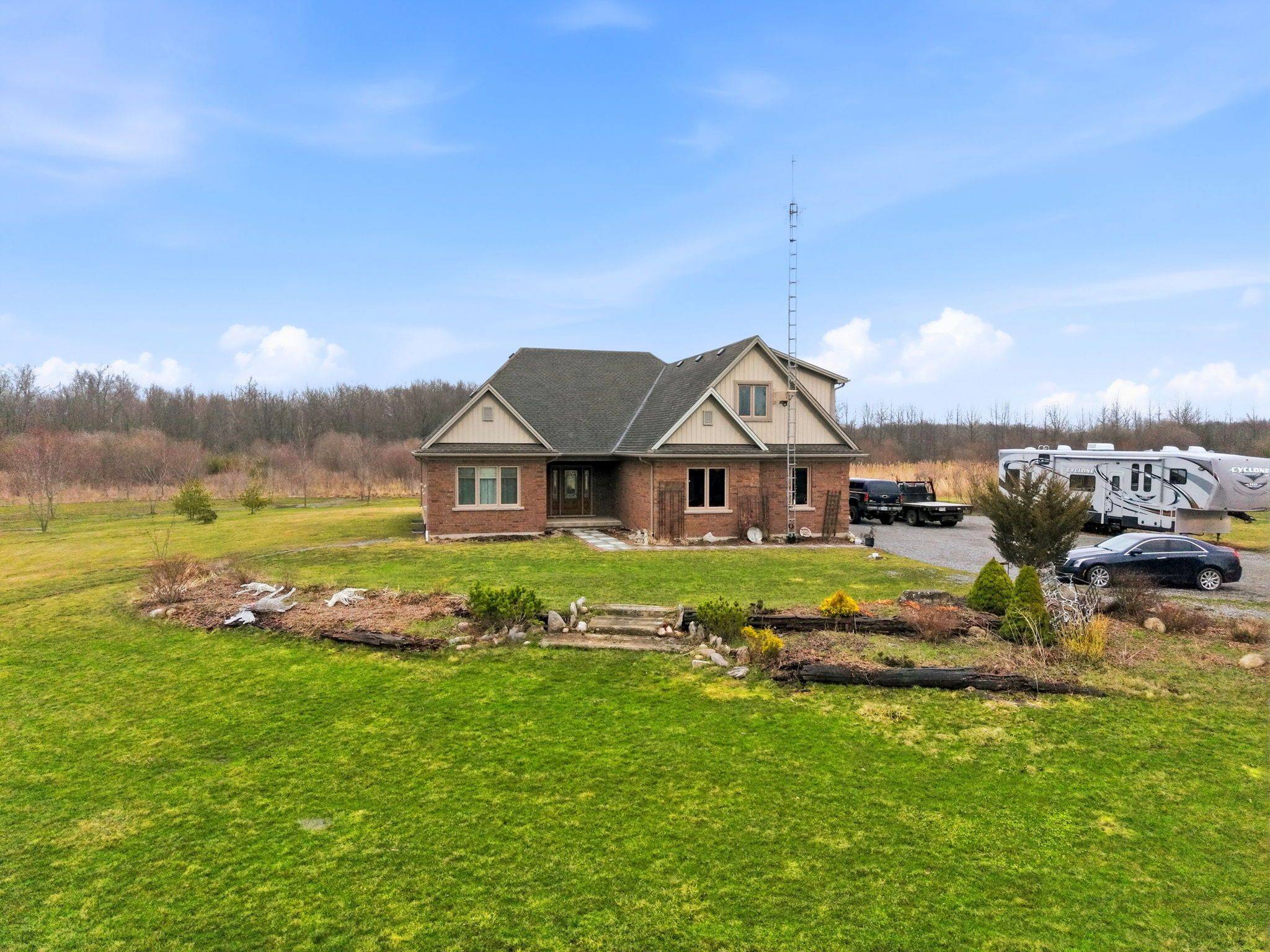 4720 College RD, Fort Erie, ON L0S 1S0