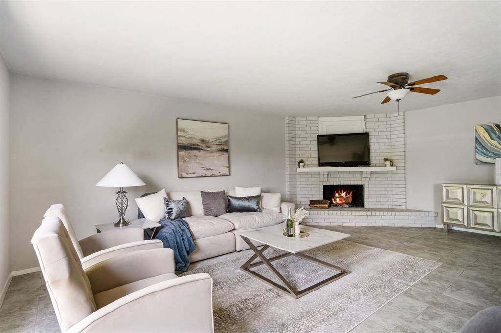 122 West Way Drive, Allen, TX 75002