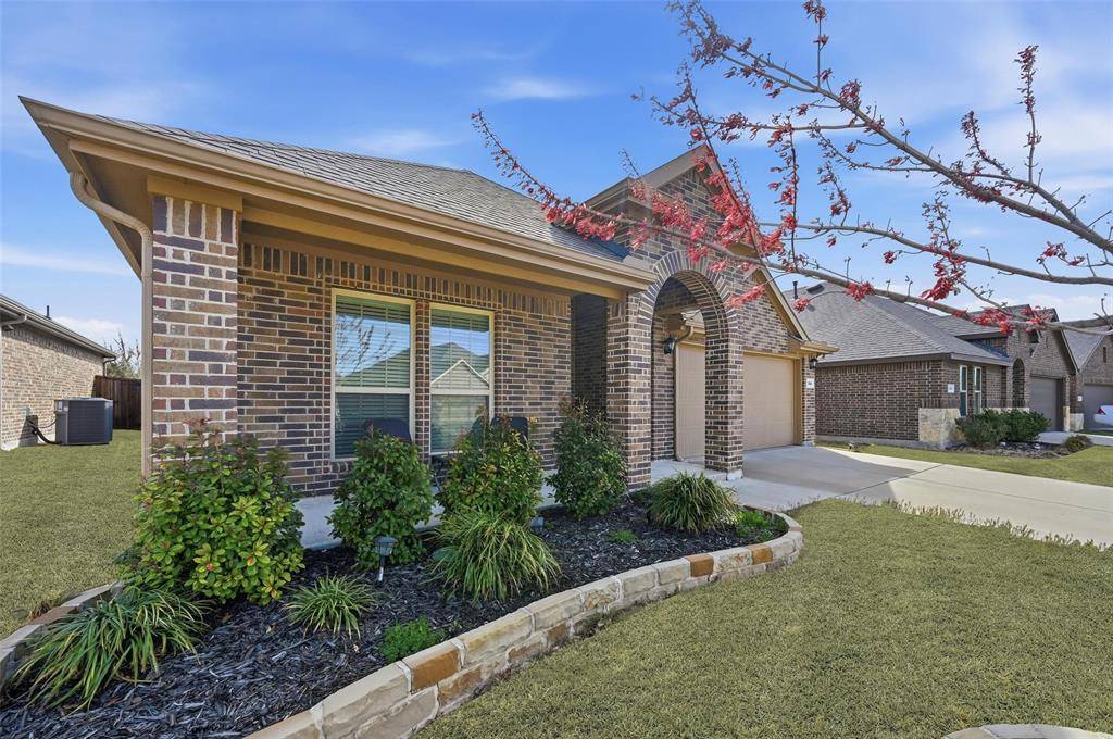 762 Fort Lane, Fate, TX 75189