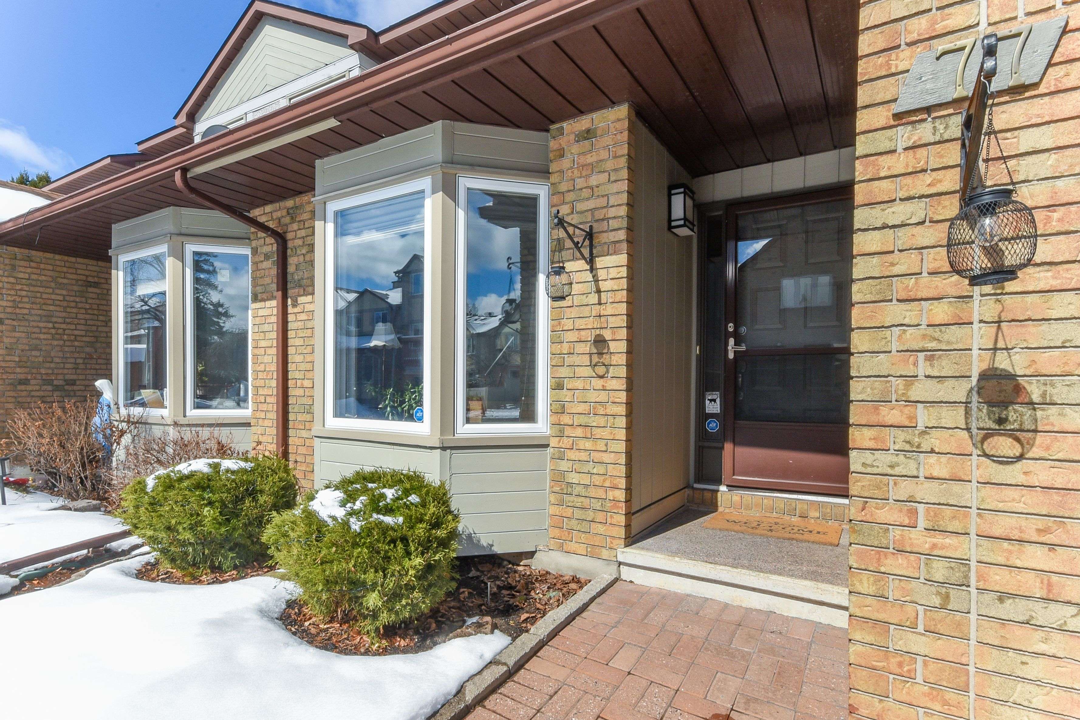 77 Versailles Private N/A, Hunt Club - Windsor Park Village And Area, ON K1V 0M3