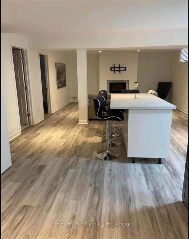 140 Sumner CRES #Basemnt, Grimsby, ON L3M 0B4