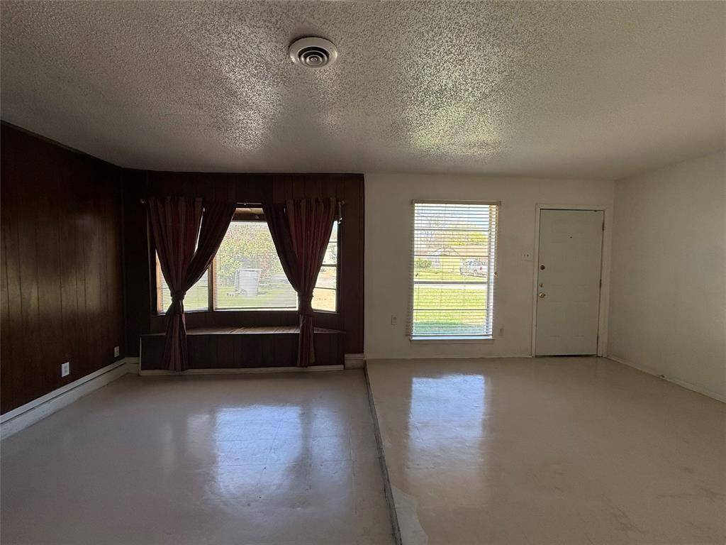 3716 Olney Court, Dallas, TX 75241