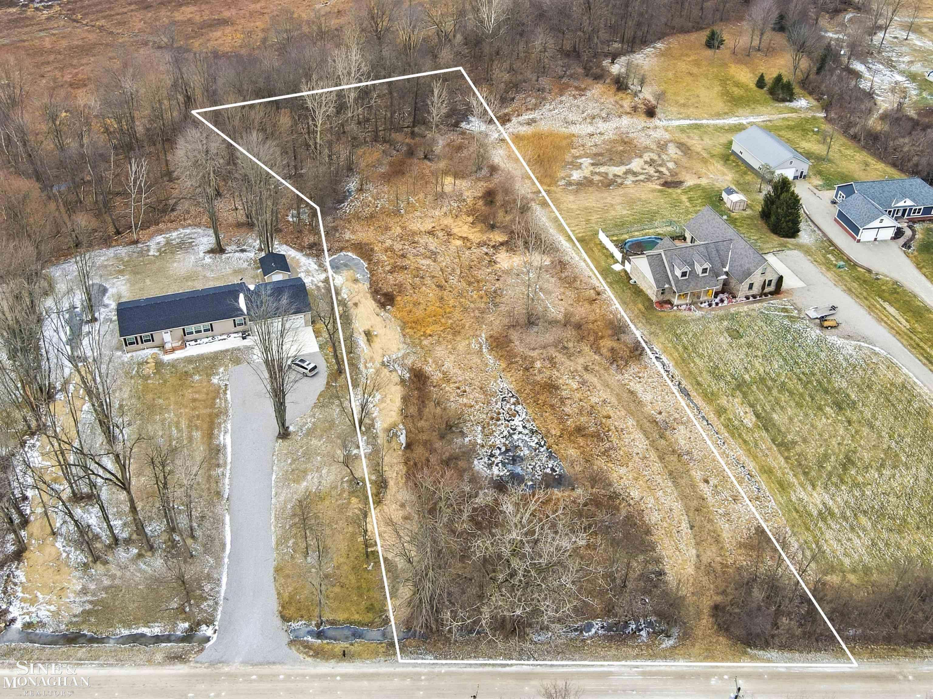 8101-8111 Adair RD, Casco Twp, MI 48064