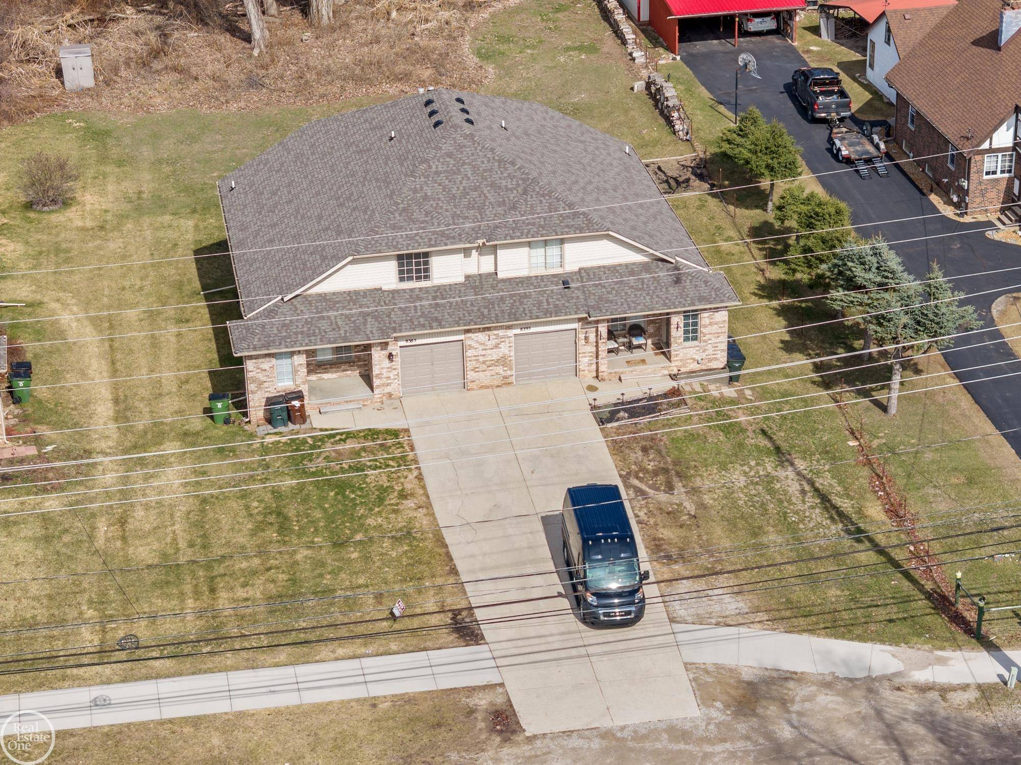 8385 22 Mile RD, Shelby Twp, MI 48317