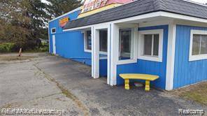 3 Union Lake RD, White Lake Charter Township, MI 48386