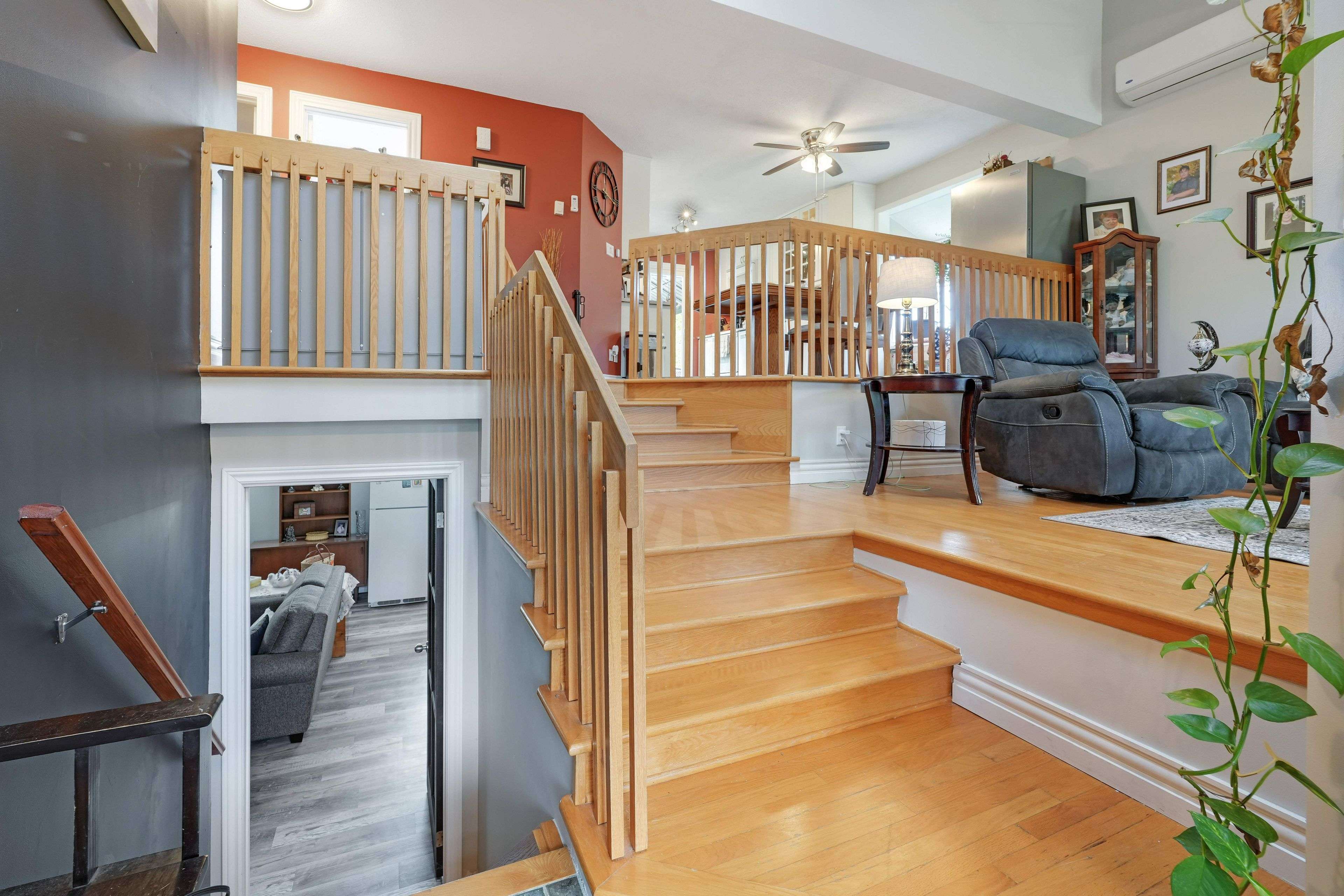 21 Ste Therese BLVD, Russell, ON K0A 1W0