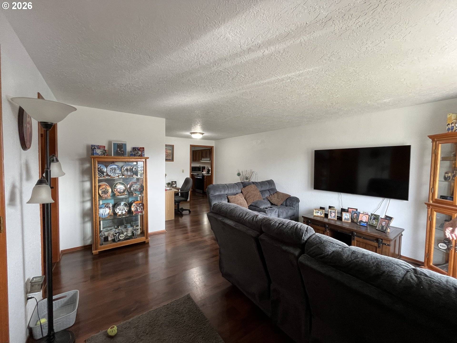 1024 SW BRYSON ST, Dallas, OR 97338