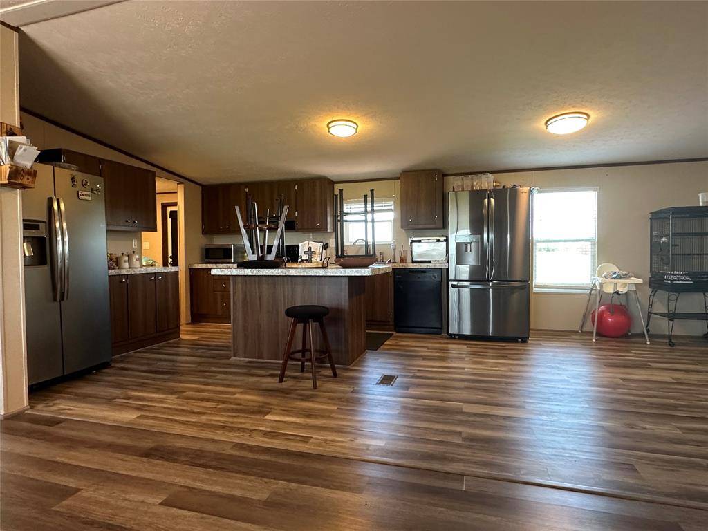 436 County Road 4300, Greenville, TX 75401