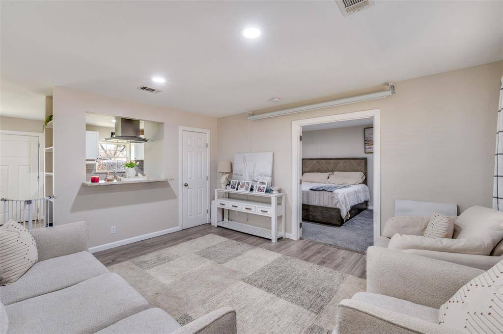 13803 Stardust Lane, Farmers Branch, TX 75234